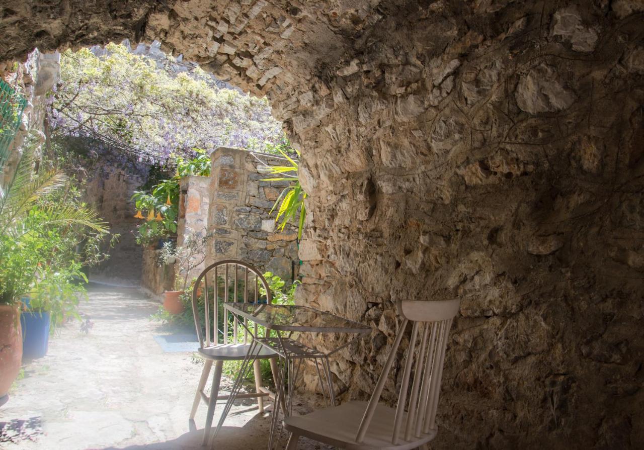 Lida Mary Aparthotel Mesta Exterior photo